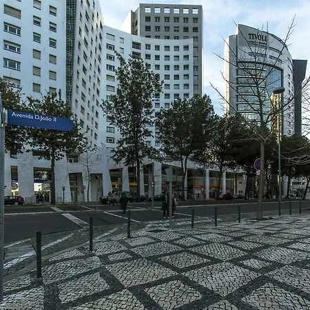 In Oriente 25 - Parque Nacoes 4*